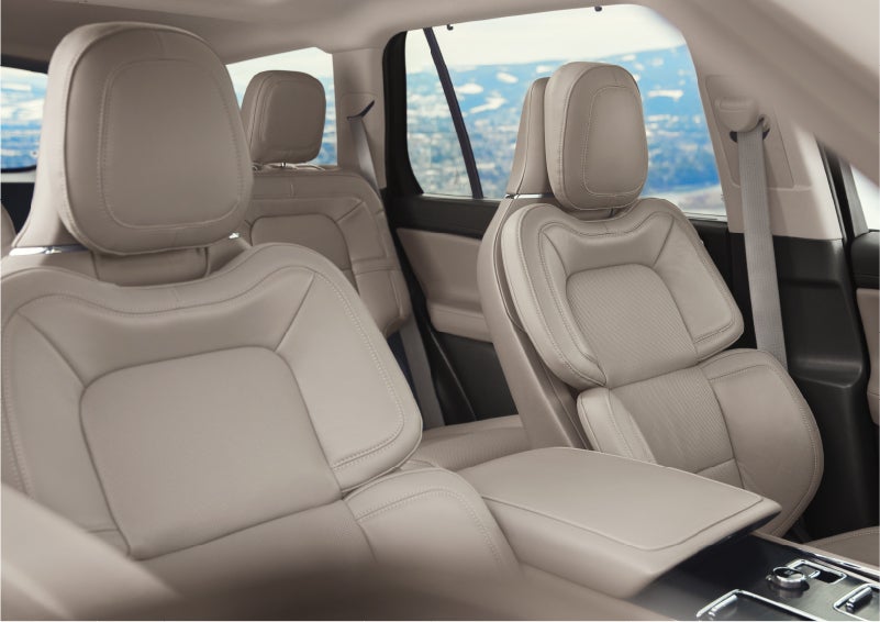 The interior of a 2023 Lincoln Aviator® SUV in the Sandstone interior color | Brinson Lincoln of Corsicana in Corsicana TX
